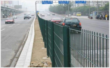 高速公路隔離柵